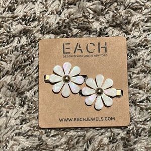 NWT never been worn hair barrettes